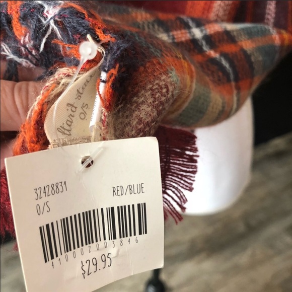 Altard state fall plaid scarf wrap new with tags - Picture 5 of 6